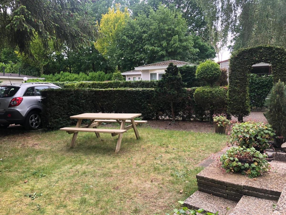 Cottage house Putten Esterno foto